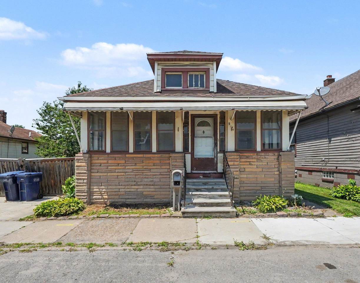 314 Burke Street - Photo 1