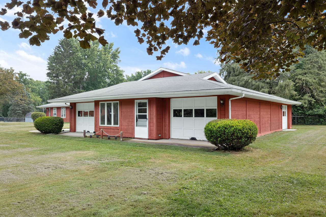 128 Schirmer Parkway - Photo 1