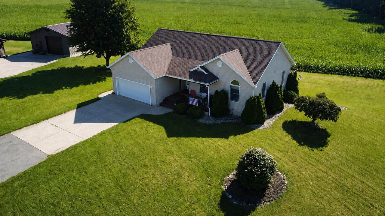 707 Tulip Drive - Photo 1