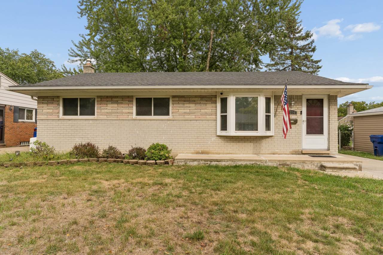 8234 Holly Drive - Photo 1