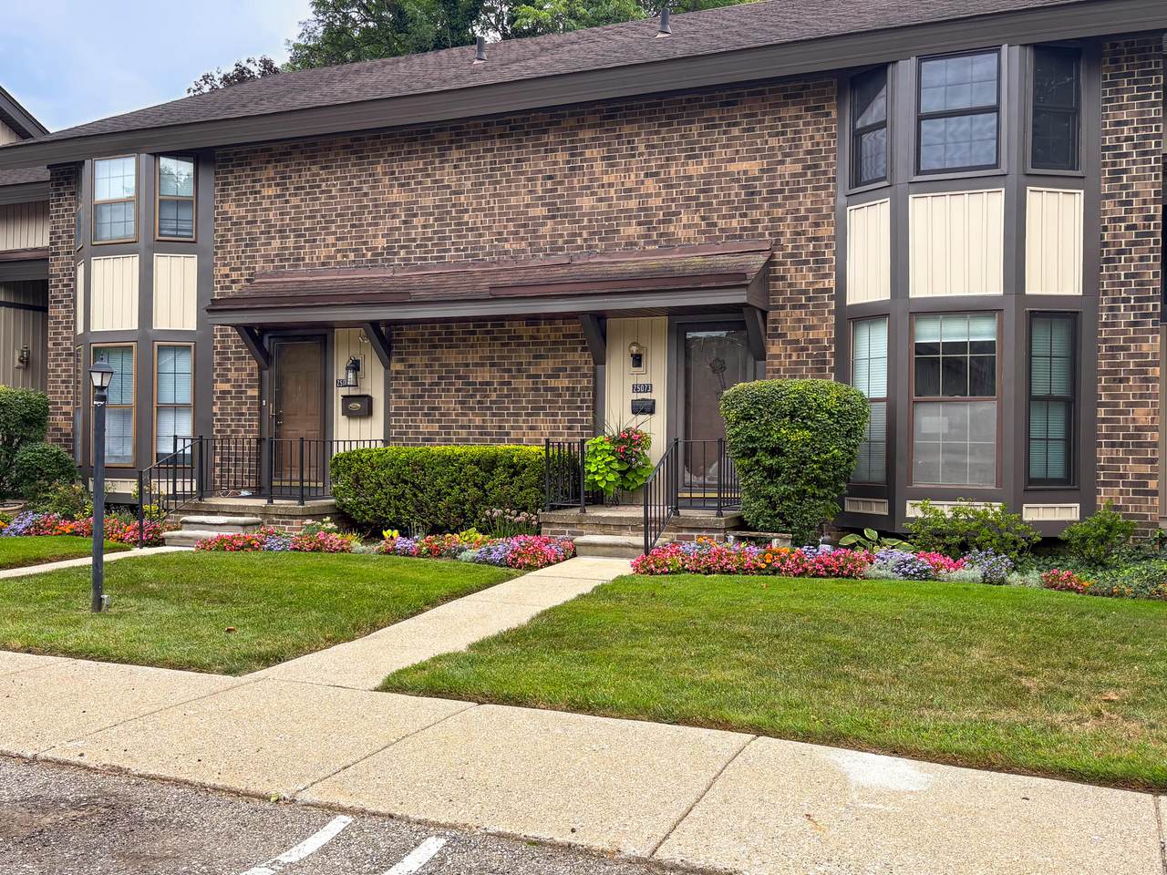 25073 Oakbrooke Drive - Photo 1