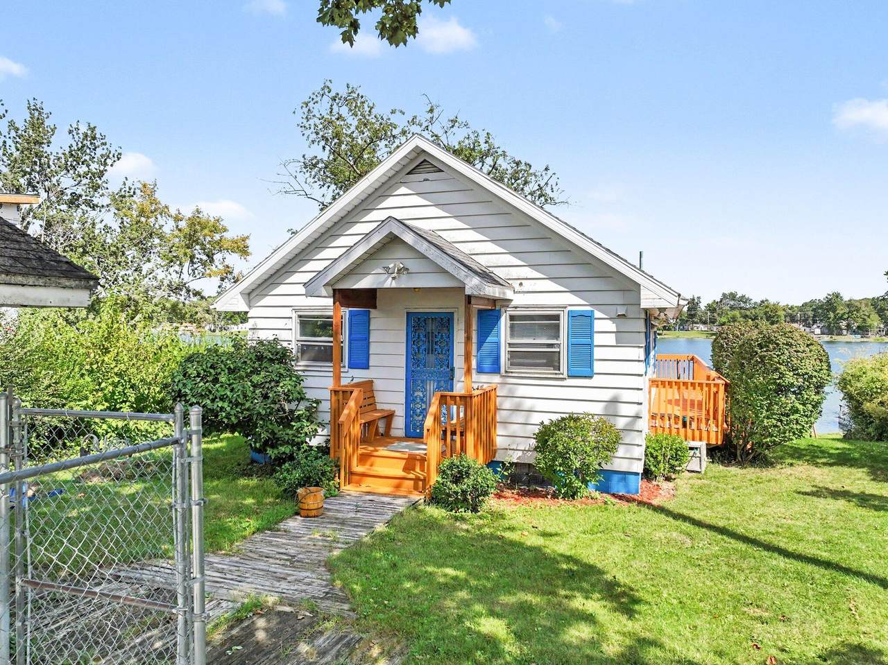 24998 Lakeshore Drive - Photo 1