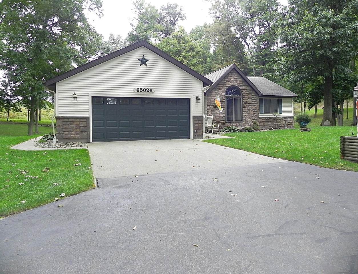 65026 Rocky Lane - Photo 1