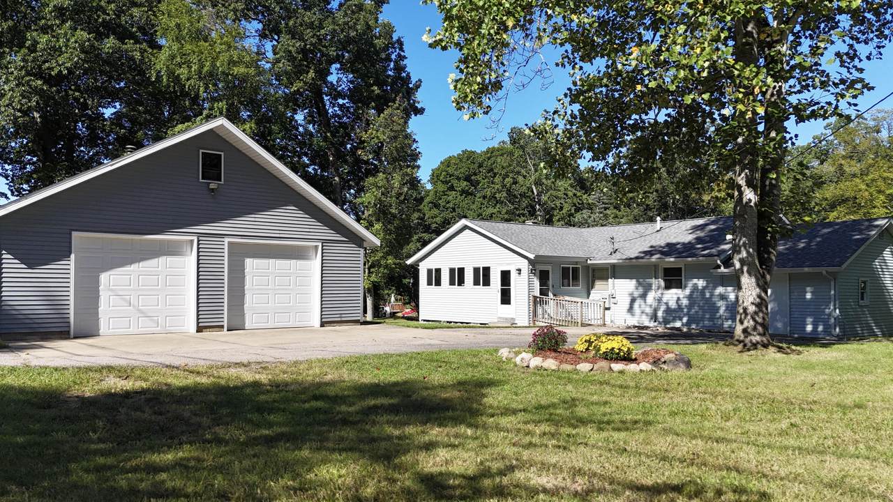 31940 Sunrise Avenue - Photo 1