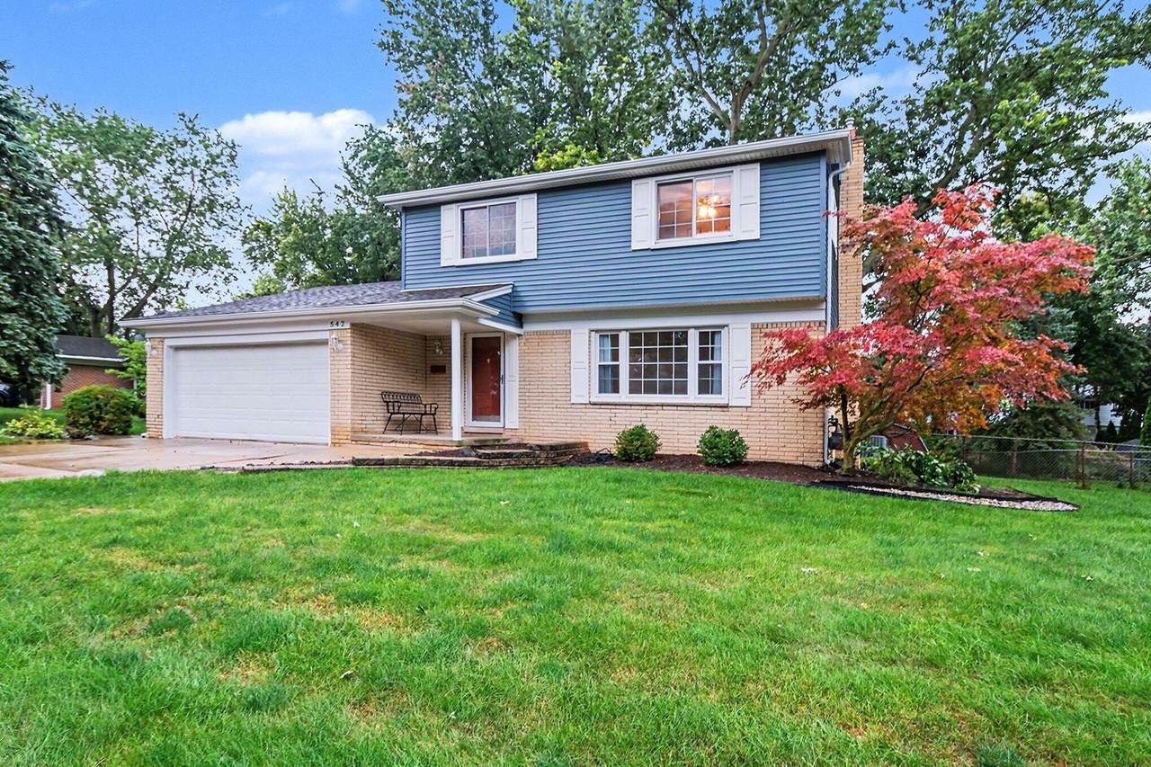 542 Eastlook Drive - Photo 1
