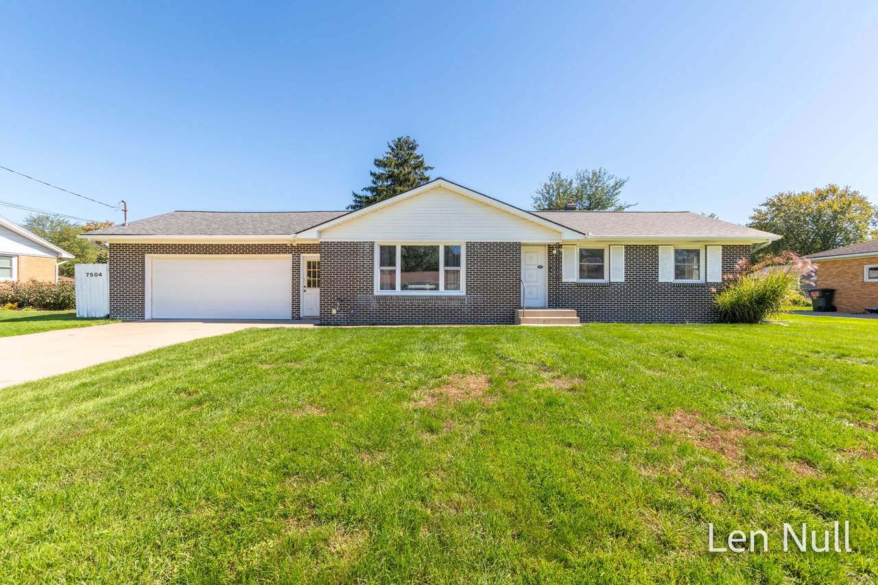 7504 Astronaut Avenue - Photo 1