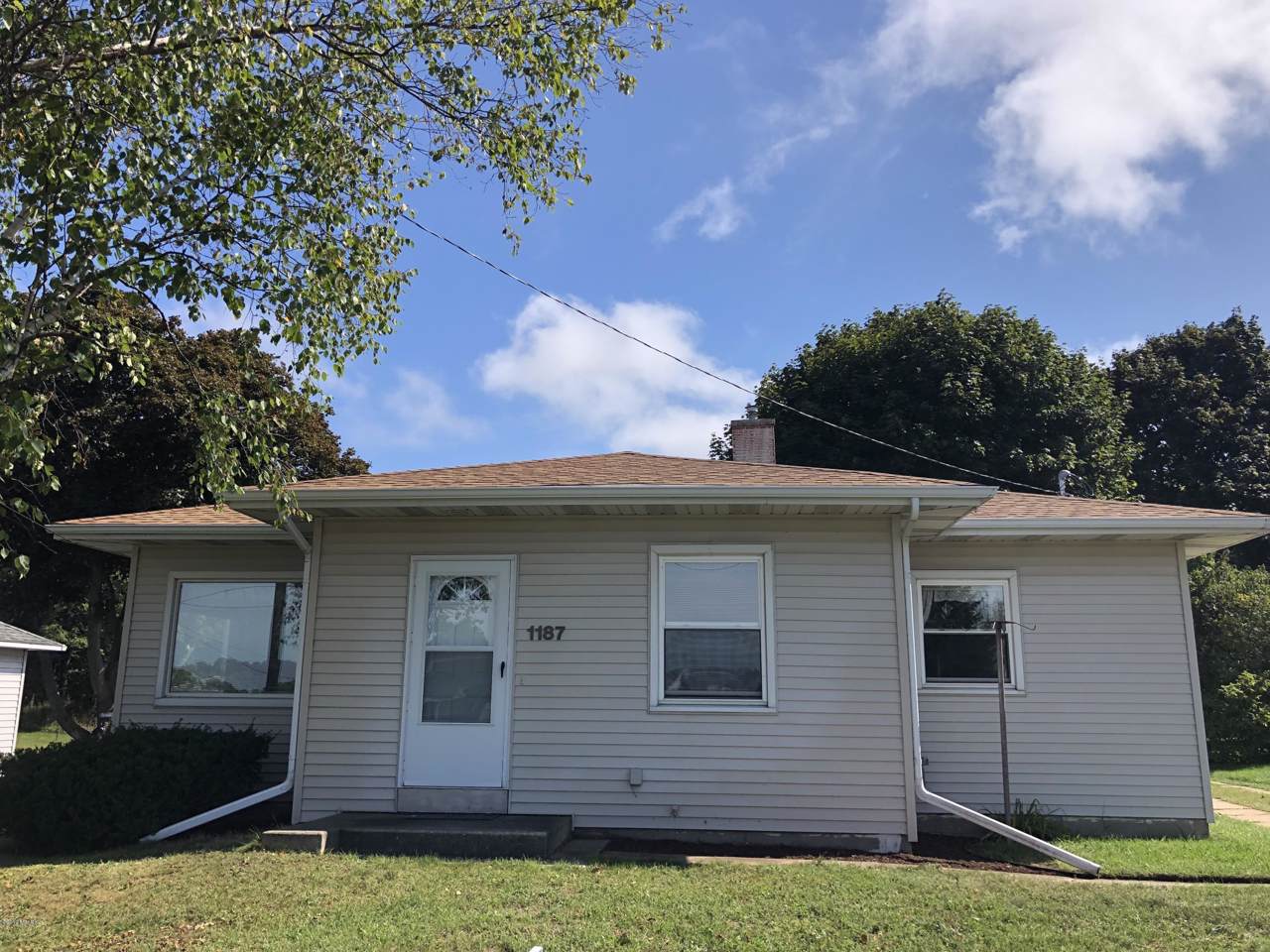 1187 Maple Street - Photo 1