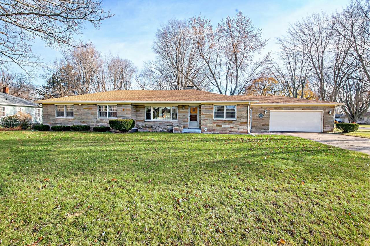 2099 Fairplain Avenue - Photo 1
