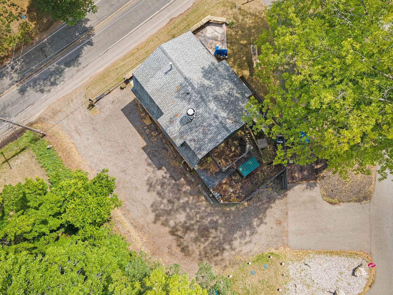 7641 Croton Hardy Drive - Photo 1
