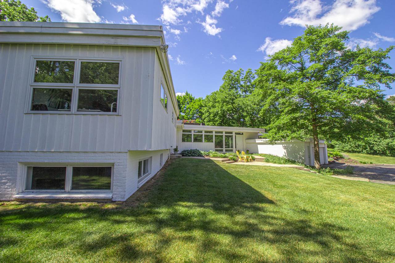 2626 Reeds Lake Boulevard - Photo 1