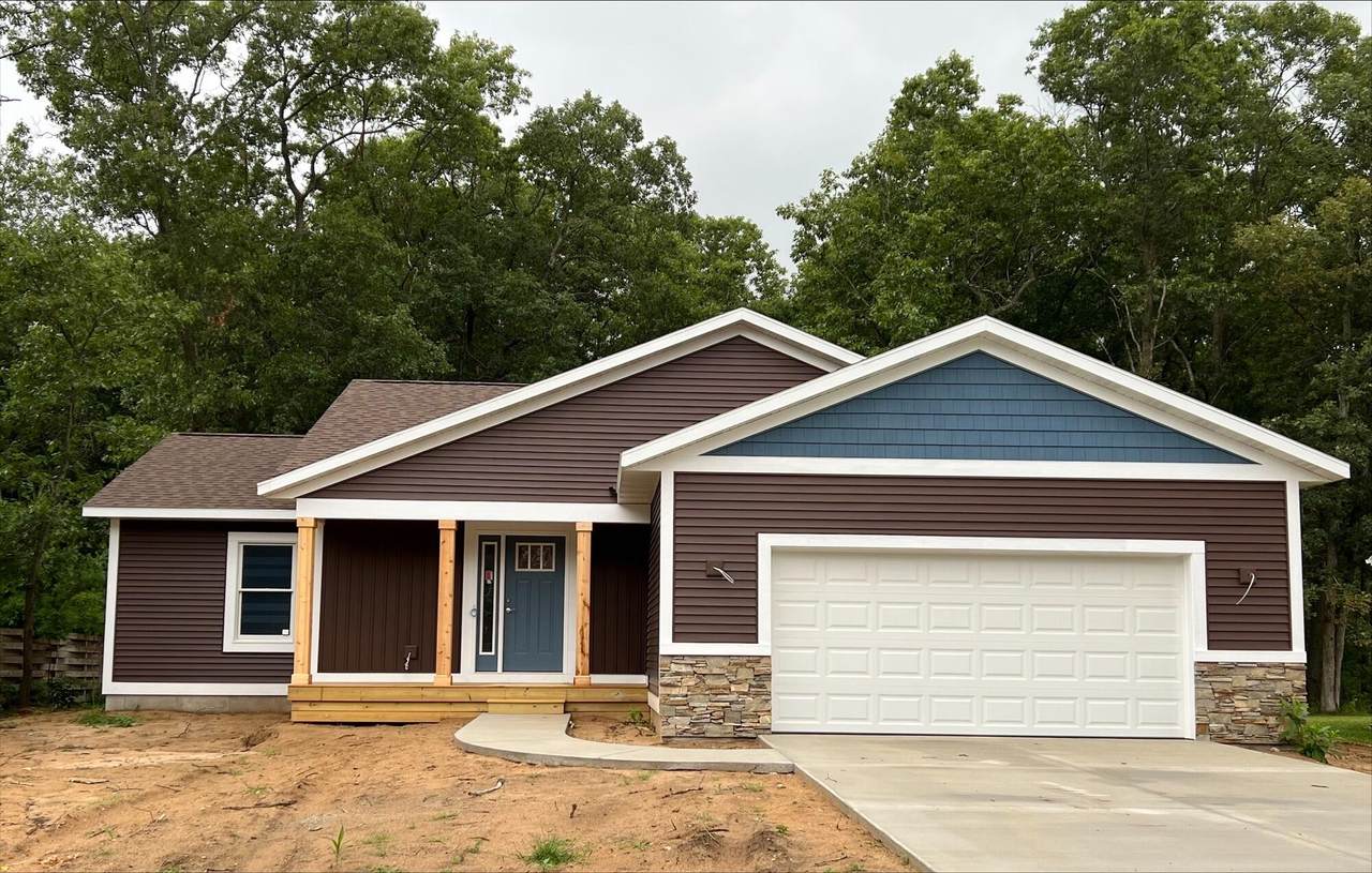 2504 Hickorynut Trail - Photo 1