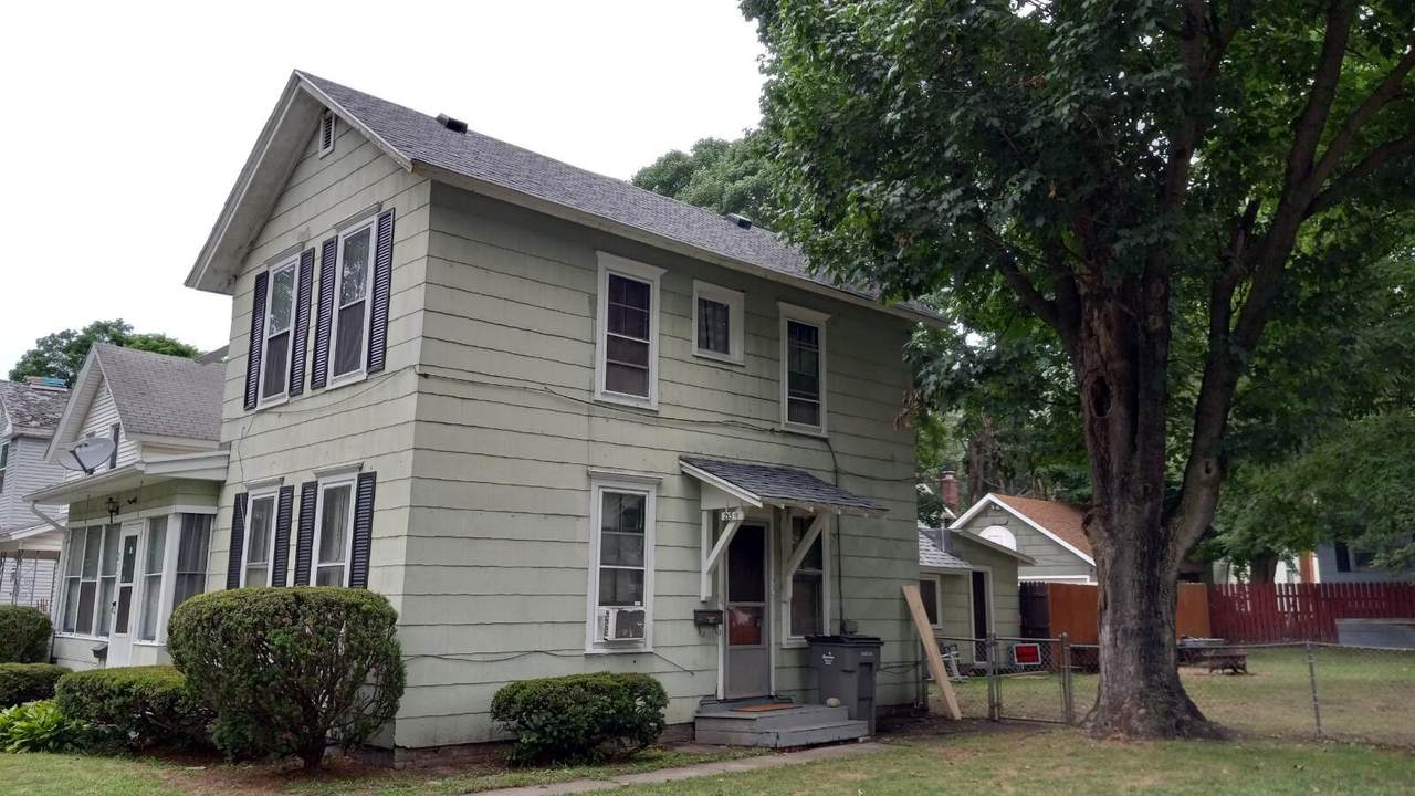 215 4th Street - Photo 1