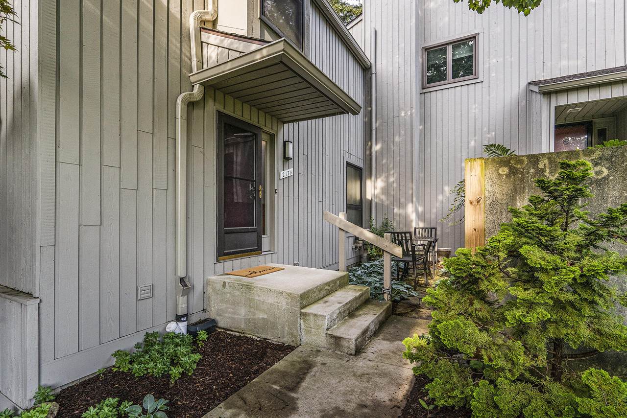 2174 Overlook Court - Photo 1