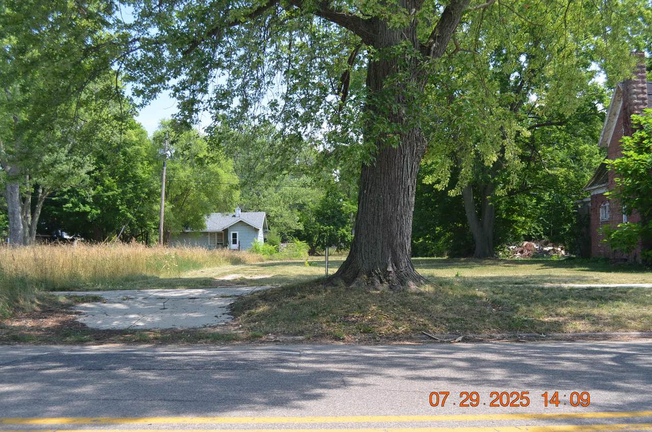 941 Colfax Avenue - Photo 1