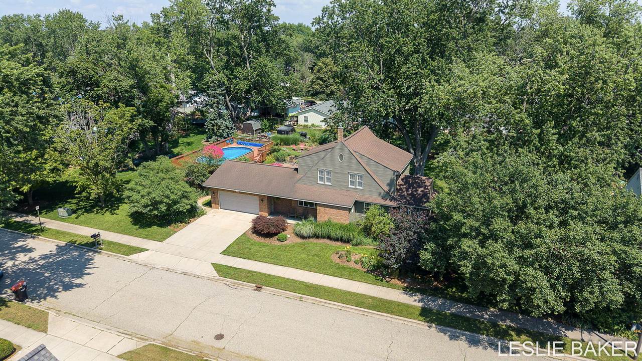 337 Colonial Street - Photo 1