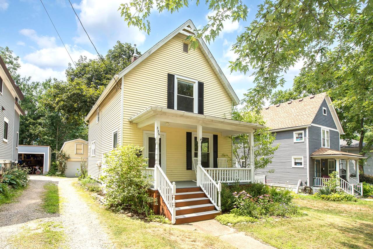 326 7th Street - Photo 1