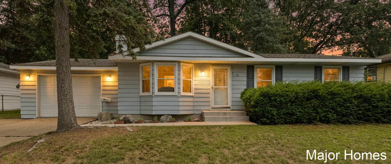 5738 Blaine Avenue - Photo 1