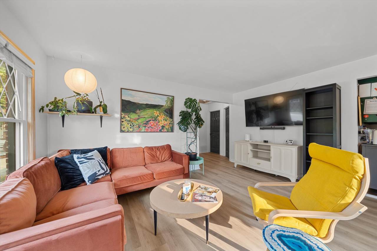 29941 Leona Court - Photo 1
