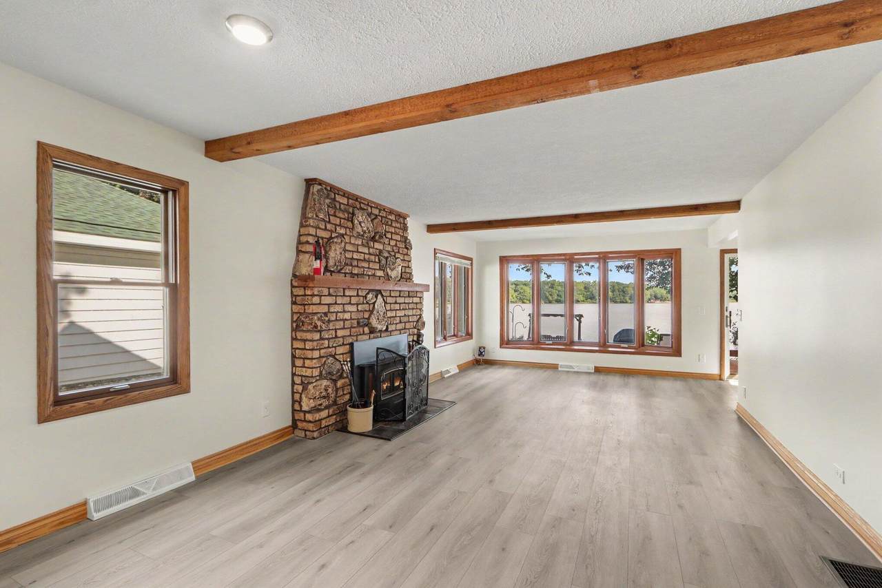https://bt-photos.global.ssl.fastly.net/swmich/1280_boomver_3_26043742-2.jpg