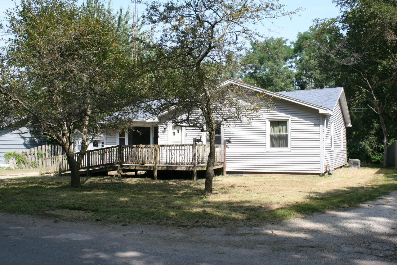 1175 Ravina Avenue - Photo 1