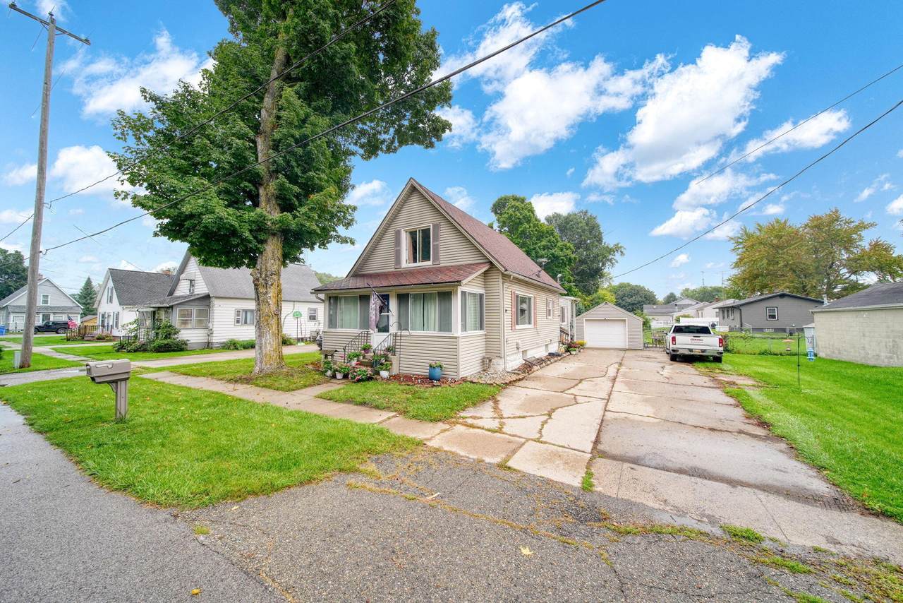 111 Greenleaf Street - Photo 1