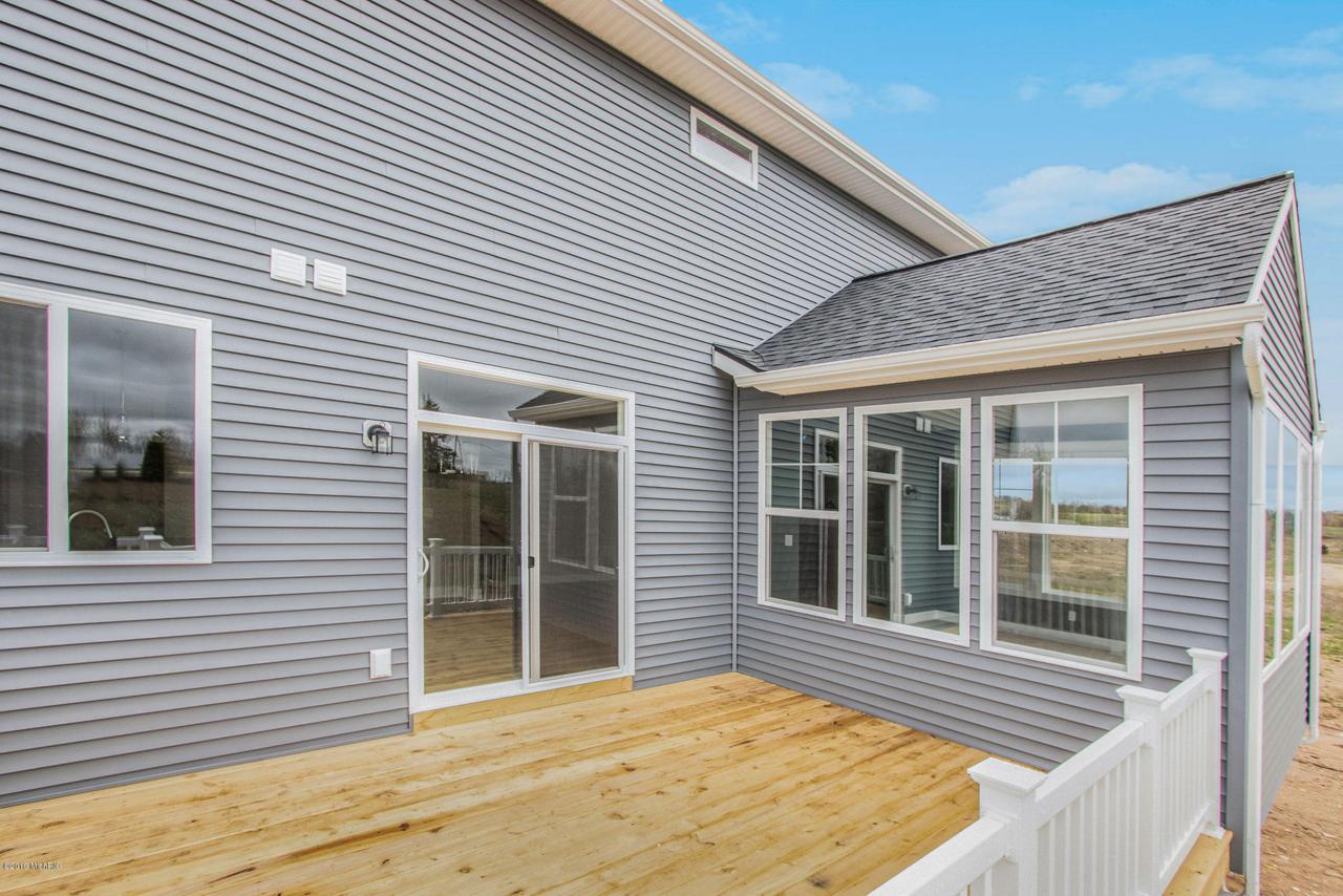 810 Water Ridge Drive - Photo 1