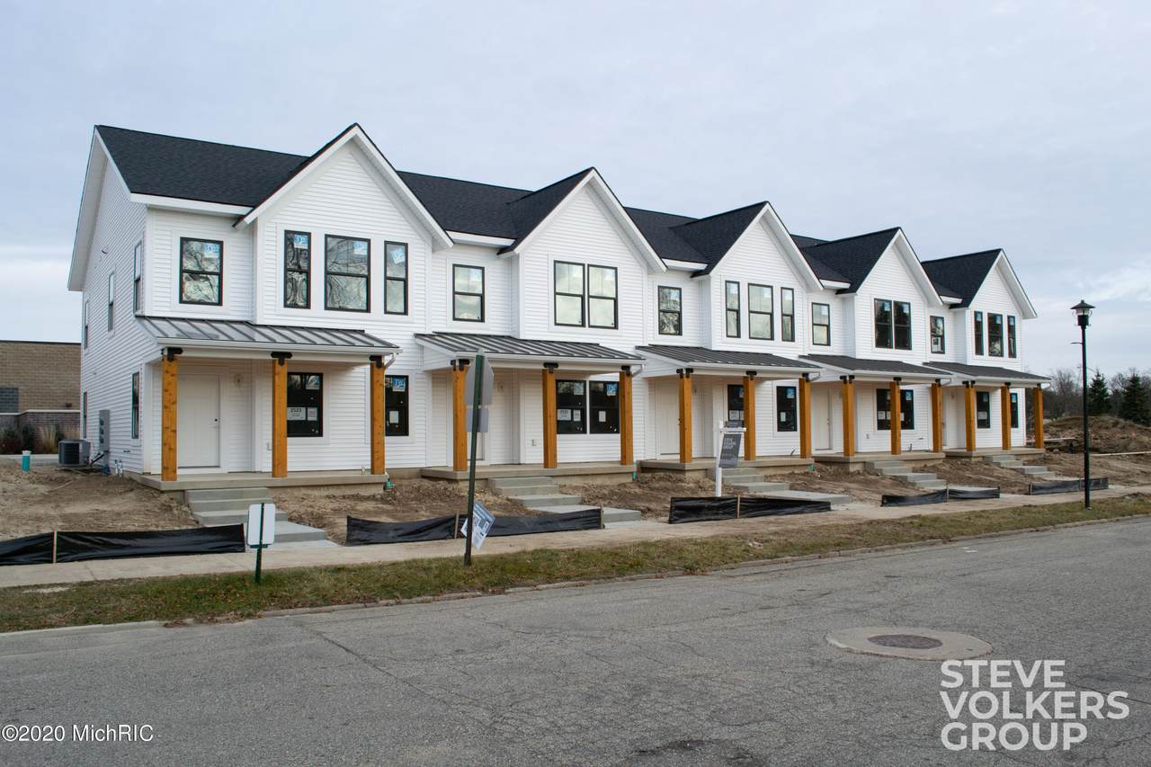 2529 Inverness Rd Se - Photo 1