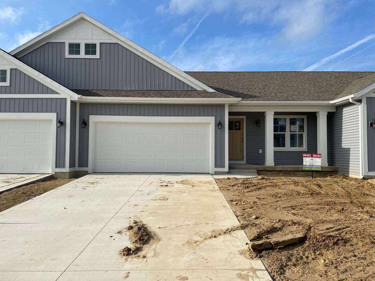1545 Village Circle - Photo 1