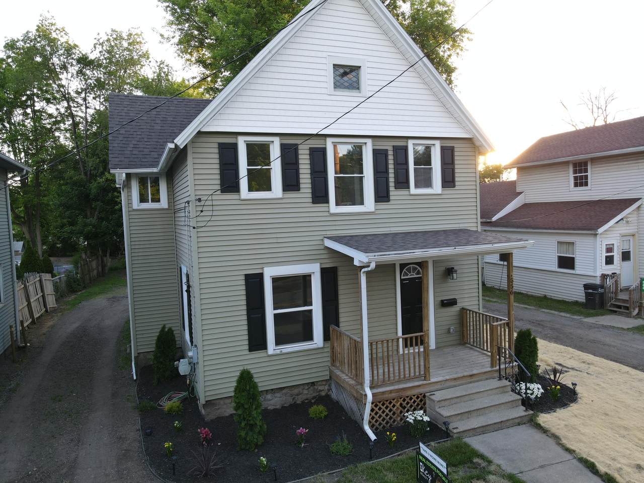 556 Cooper Street - Photo 1