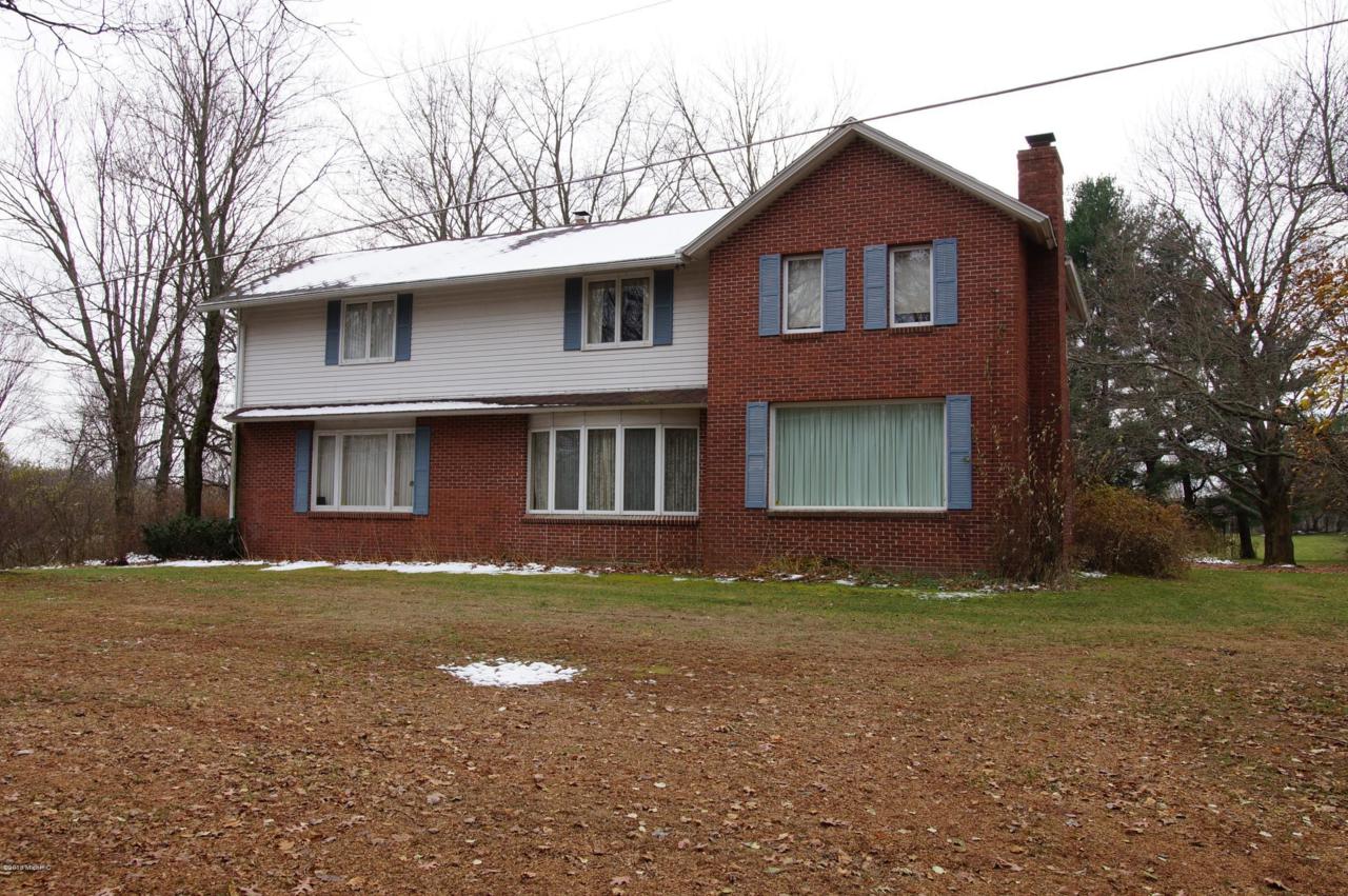16344 C Avenue - Photo 1