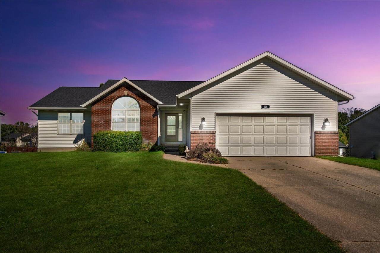 535 Discovery Drive - Photo 1