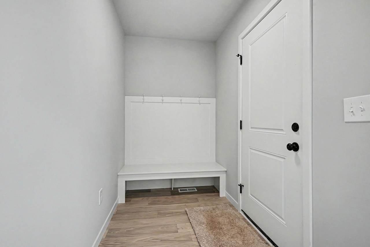 https://bt-photos.global.ssl.fastly.net/swmich/1280_boomver_3_26016591-2.jpg