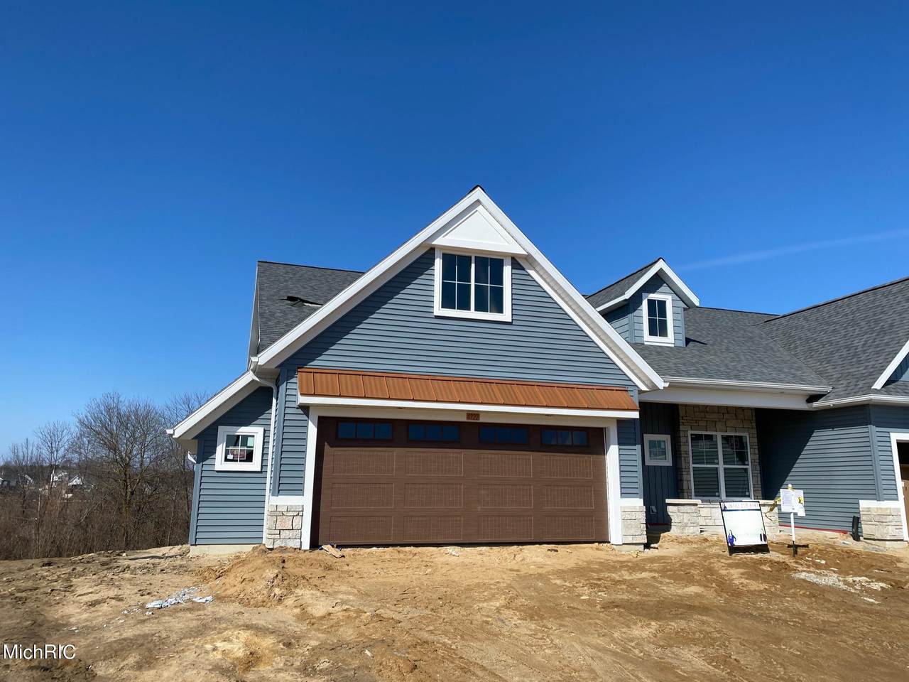 4722 West Wind Drive - Photo 1