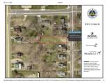 915 Clinton Street - Photo 2