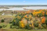 15786 Meddler Avenue - Photo 11