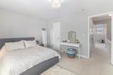 662 Peninsula Court - Photo 20