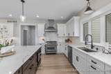 9410 Sanborn Avenue - Photo 17