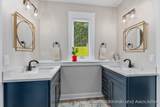 9410 Sanborn Avenue - Photo 39