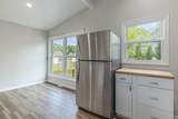 1335 Knapp Street - Photo 11