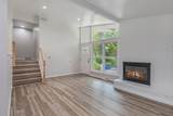 1335 Knapp Street - Photo 7