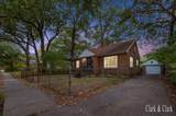 2520 Sanford Street - Photo 2