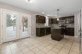 1701 J W Way - Photo 8