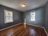 2302 Maplewood Avenue - Photo 8