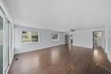 2050 Lakeview Drive - Photo 8