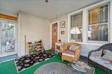 728 Montrose Avenue - Photo 33
