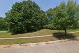 2810 Avalon Woods Drive - Photo 2