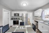 1584 Carlton Street - Photo 5