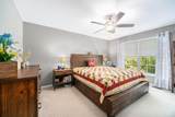 512 Brooks Hollow Court - Photo 14