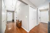512 Brooks Hollow Court - Photo 3