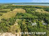 2989 Lakeshore Drive - Photo 16
